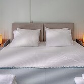 Boutique Seaview Apt near City Center