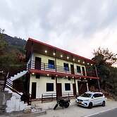 Goroomgo Kedar Chaukhamba Homestay