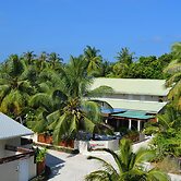 TME Retreats Dhigurah