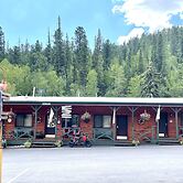 Whitetail Creek Resort
