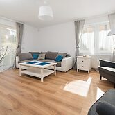 Apartinfo Apartments - Blue Side Family