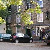 The Buck INN