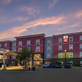 Best Western Plus Airport Inn & Suites