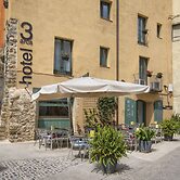 Hotel 3 Arcs