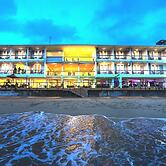 Coral Rock by Bansei