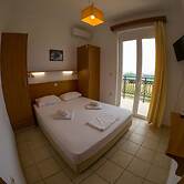 Monachus Monachus Apartments