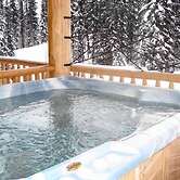 Silver Bullet Inn by Apex Accommodations