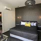 Indulge Apartments CBD
