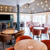 Almondsbury Inn & Lounge