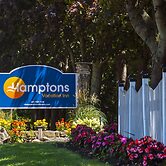 Hampton's Vacation Inn