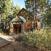 Shaver Lake Village Hotel