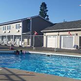 Fox Motor Inn