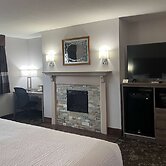 Ramada by Wyndham Cedar Rapids South