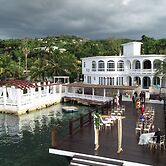 Waters Edge Guest House