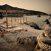 Nobelos Seaside Lodge