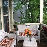 Hudson City Bed & Breakfast