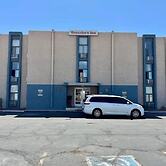 Travelers Inn