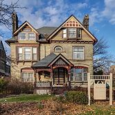 Manderley Bed and Breakfast