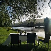 Hakarimata Lodge - Riverside Sanctuary