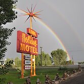 Long Holiday Motel