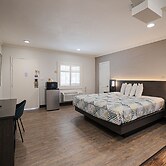 Motel 6 Tustin, CA – Orange County