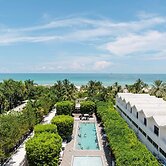 Nautilus Sonesta Miami Beach