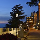Titano Suites