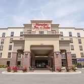 Hampton Inn & Suites Pittsburgh/Harmarville