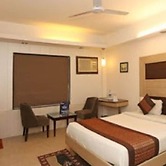 Pacific Inn Huda City Centre Sec 41