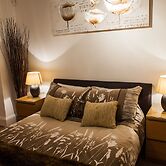 Central Suite - Simple2let Serviced Apartments