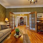 Rayski Guest House