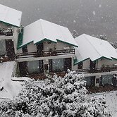 WoodSmoke resort & Spa