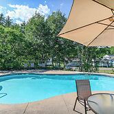 Cozy Cottage w/ Pool, BBQ and Outdoor Seating!