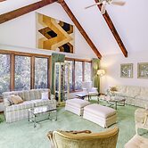 Retro Ohio Home on 1-acre Property