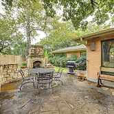 Del Rio Home w/ Large Yard, BBQ + Fireplace!