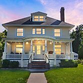 Cozy Trotter 4 Bedroom Home