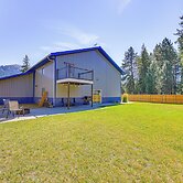 Idaho Retreat w/ Fire Pit - 2 Mi to Mcarthur Lake