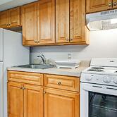 Walkable Elmont Studio: 19 Mi to New York City!