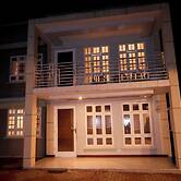 Kilimanjaro Foothills Getaway