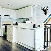 Perfect Located Apartment in the Heart of Hotham