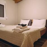 Sirens Luxury Apartments Palouki