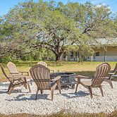 Pond + Trails On-site: Washington Escape!