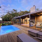 Galene Getaway Walk to Beach Pool Fire