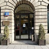 Hotel Mazowiecki WOW