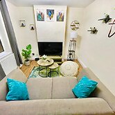 Chatham Home - Sleeps 6 - Close to Station - Wifi