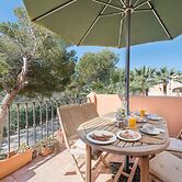 Burgit in Santa y With 2 Bedrooms and 1 Bathrooms