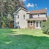 15 Mi to Penn State: Hideaway w/ Fire Pit!