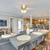 Water-view Deale Home: Walk to Marina, Restaurants