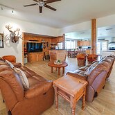 Texas Nature Escape: Lake & Game Room Access