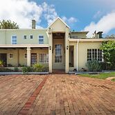 Oak Lodge Guesthouse